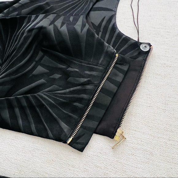 Significant Other • Camille satin jacquard matching‎ palm leaf set - Picture 7 of 10